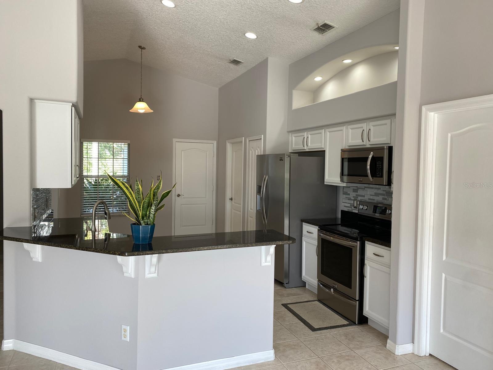 Image 4 of 20 For 1450 Portmoor Way