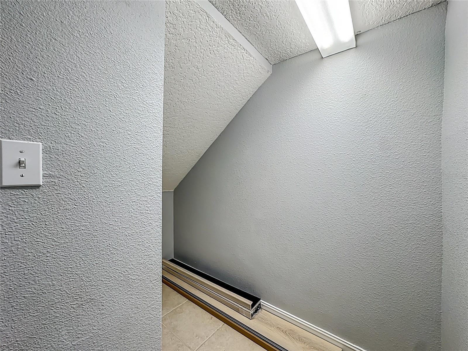 Image 16 of 37 For 3805 Messina Drive