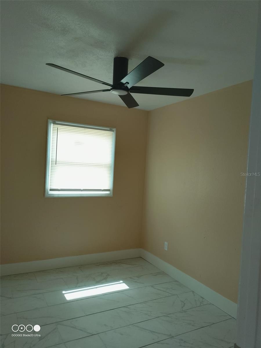 Image 4 of 19 For 635 Durango Way