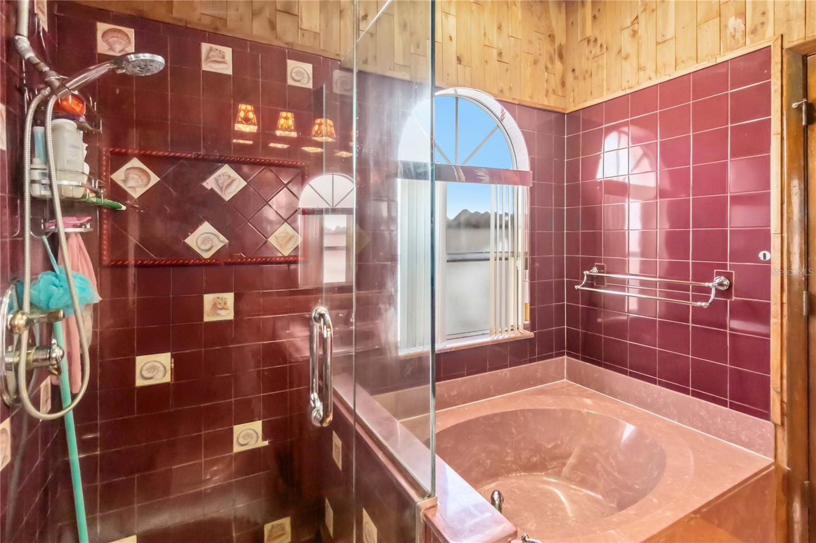 Image 20 of 32 For 12620 Belrose Avenue