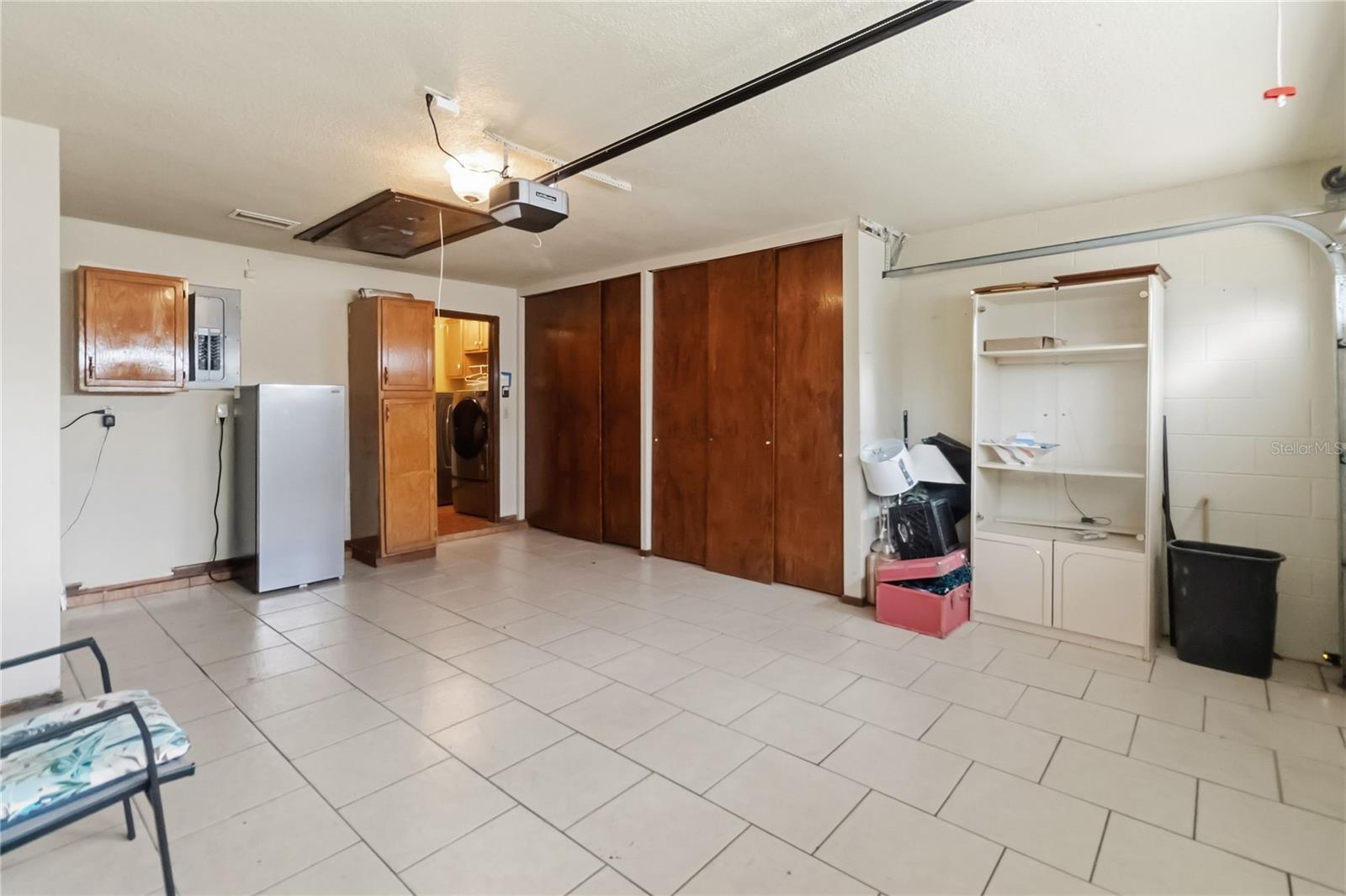 Image 22 of 32 For 12620 Belrose Avenue