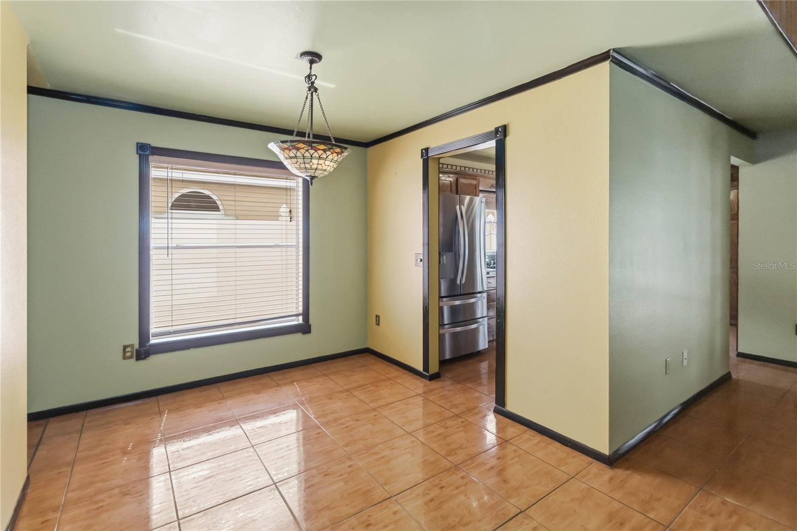 Image 9 of 32 For 12620 Belrose Avenue