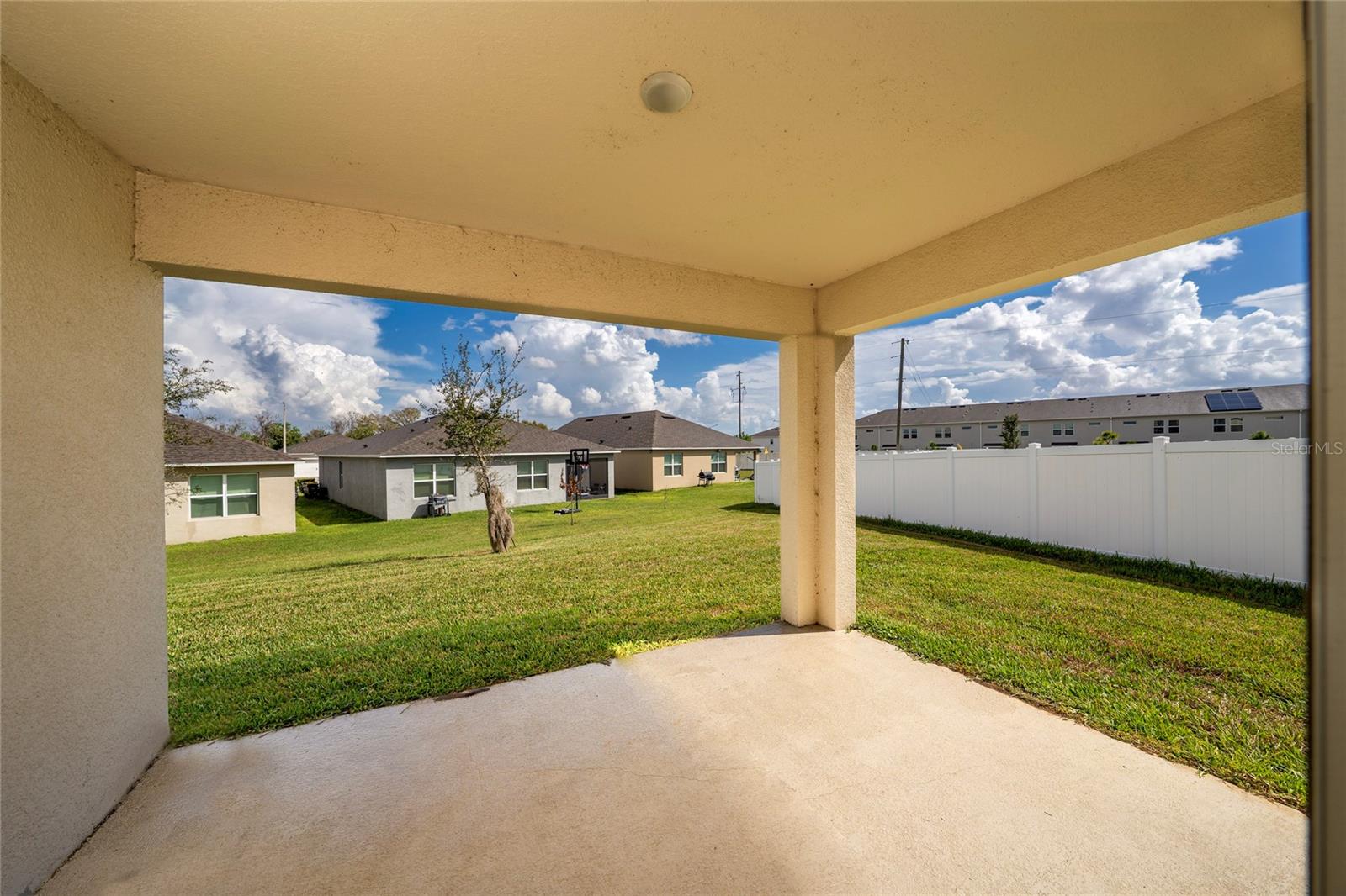 Image 15 of 21 For 1107 Cascade Drive