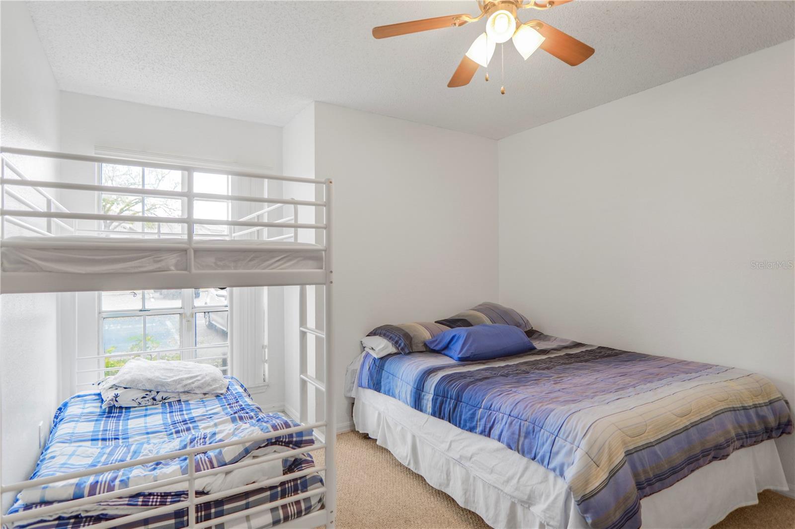 Image 13 of 38 For 4605 Gate Place 05