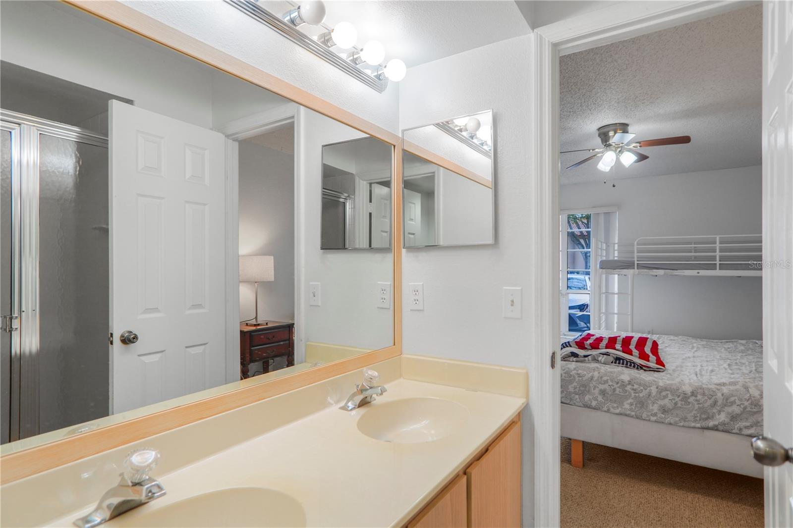 Image 23 of 38 For 4605 Gate Place 05