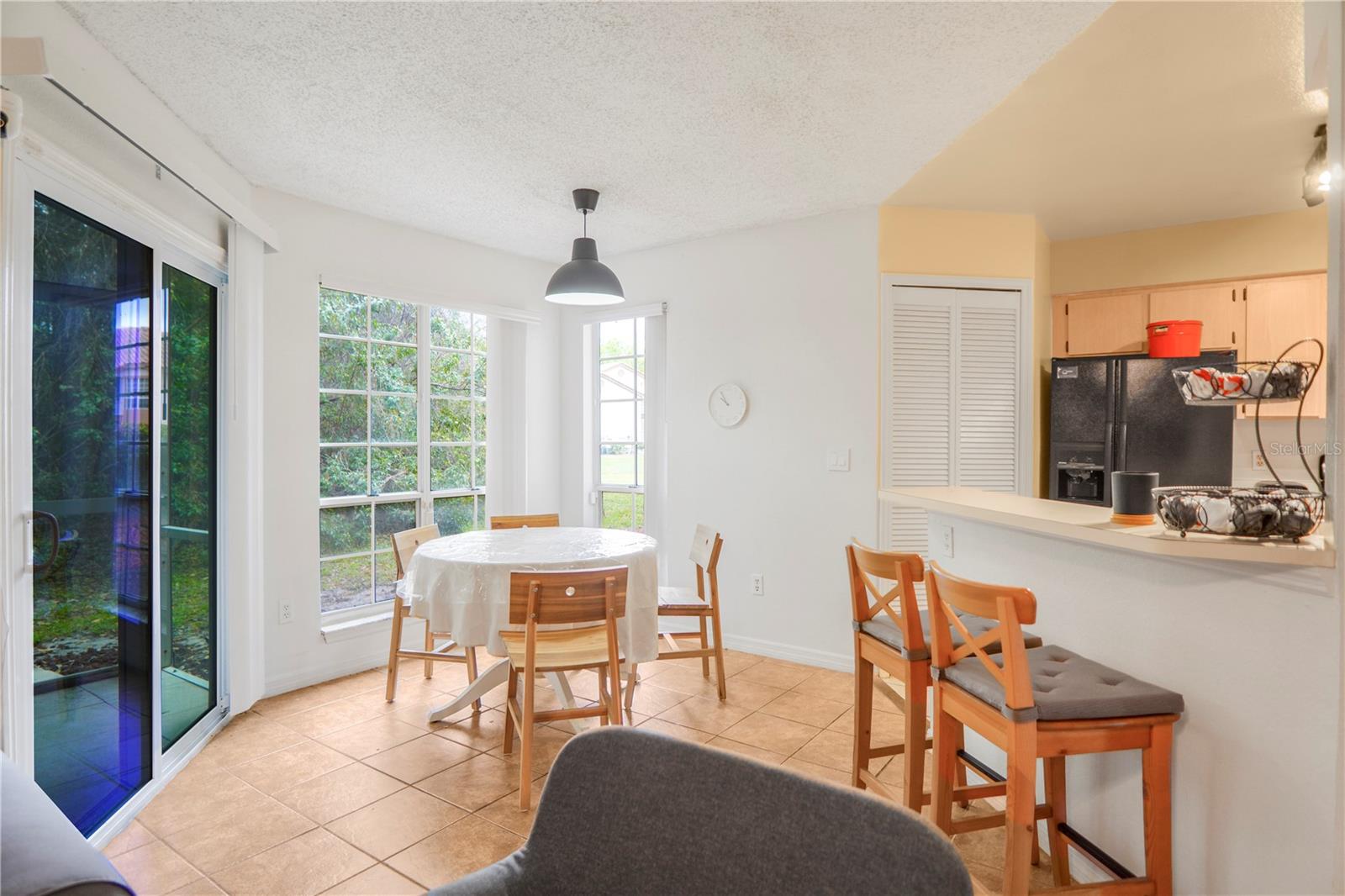 Image 7 of 38 For 4605 Gate Place 05