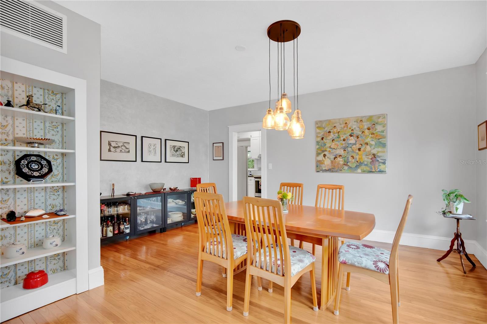 Image 10 of 30 For 1702 Magnolia Avenue