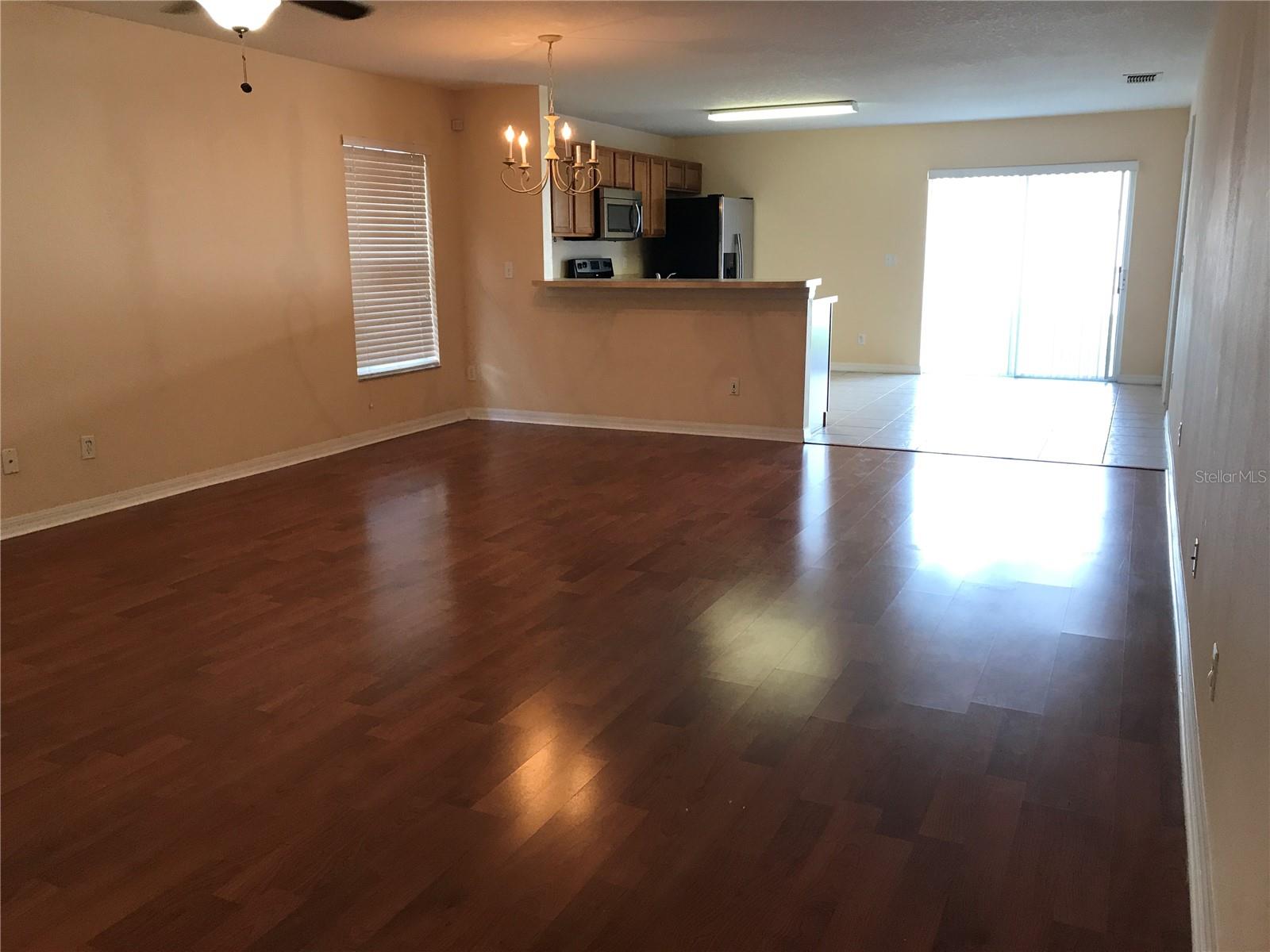 Image 2 of 16 For 912 Windrose Drive