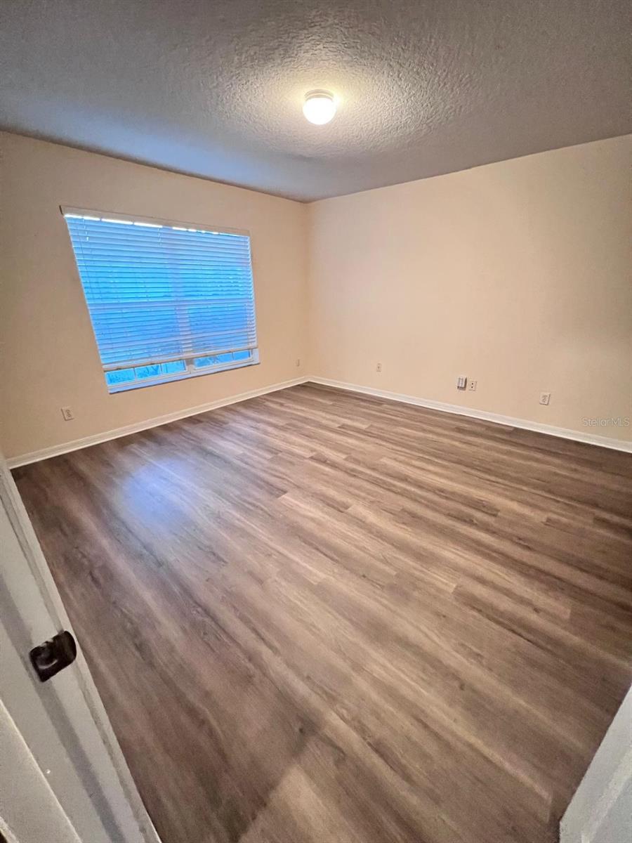 Image 8 of 16 For 912 Windrose Drive