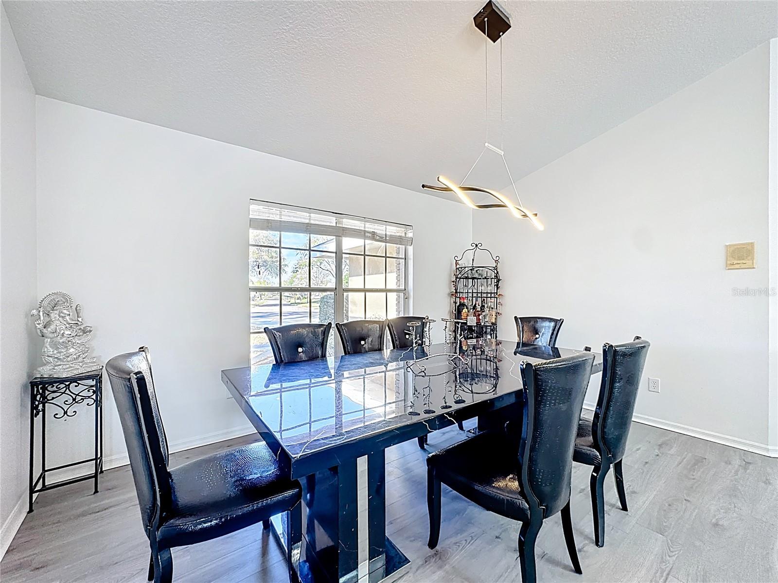 Image 15 of 61 For 1125 Almond Tree Circle