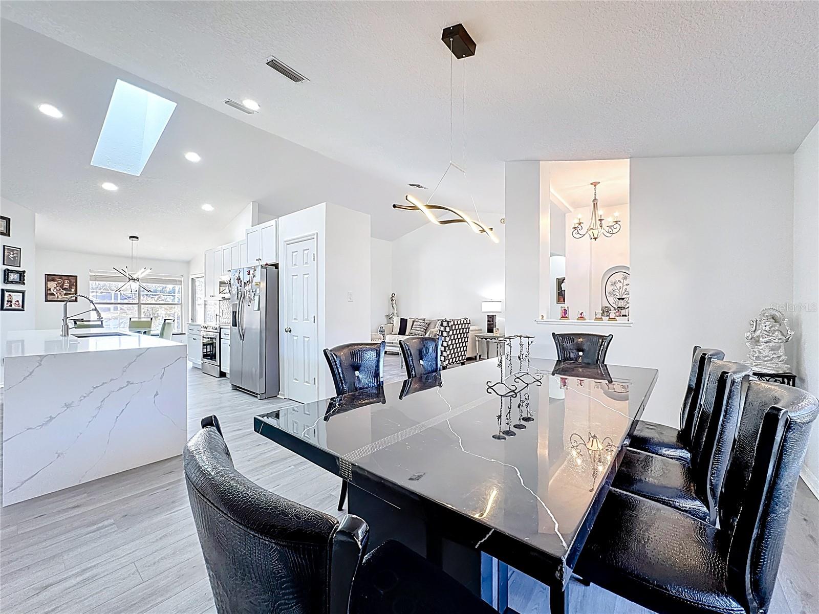 Image 17 of 61 For 1125 Almond Tree Circle