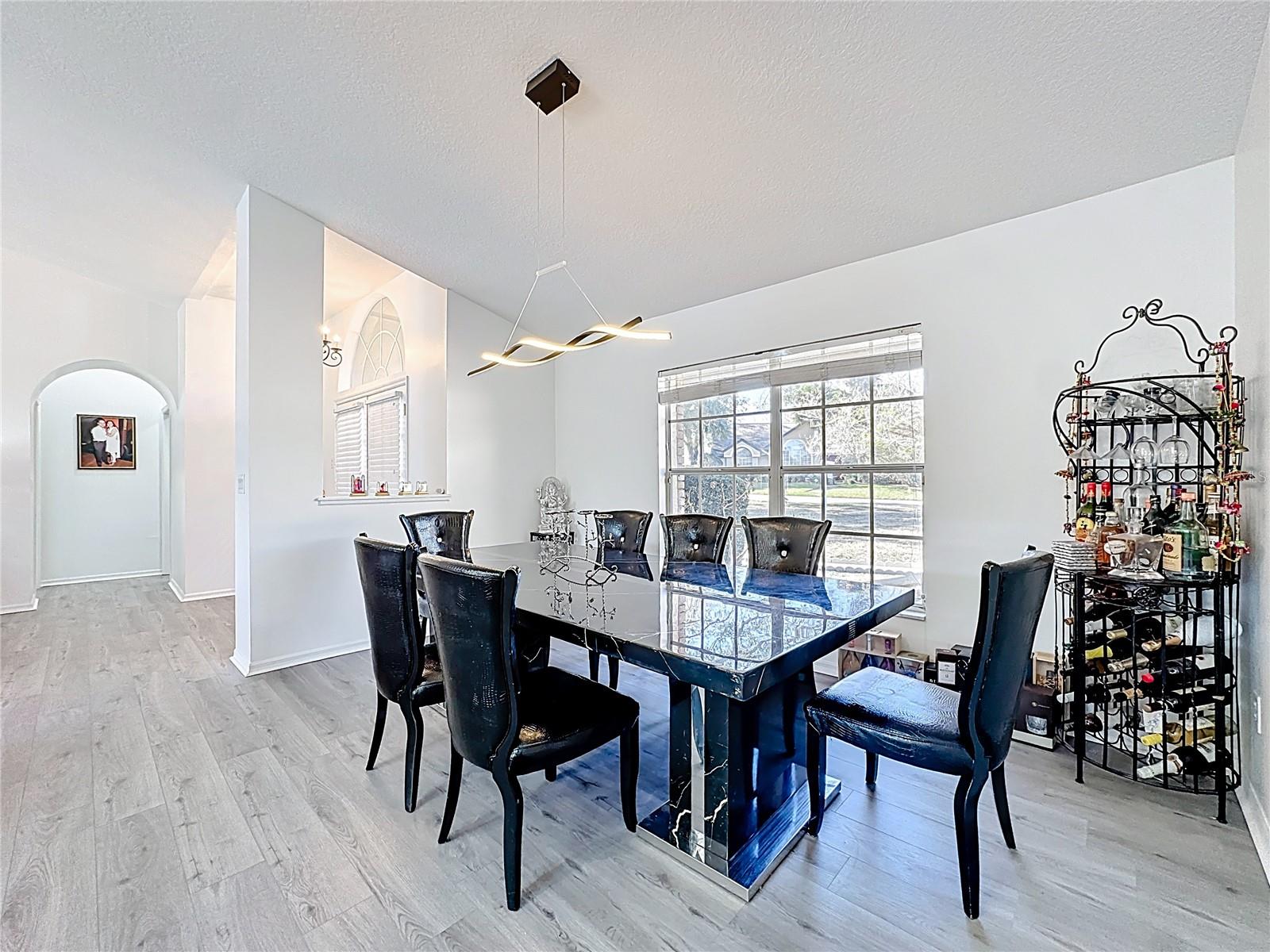 Image 18 of 61 For 1125 Almond Tree Circle