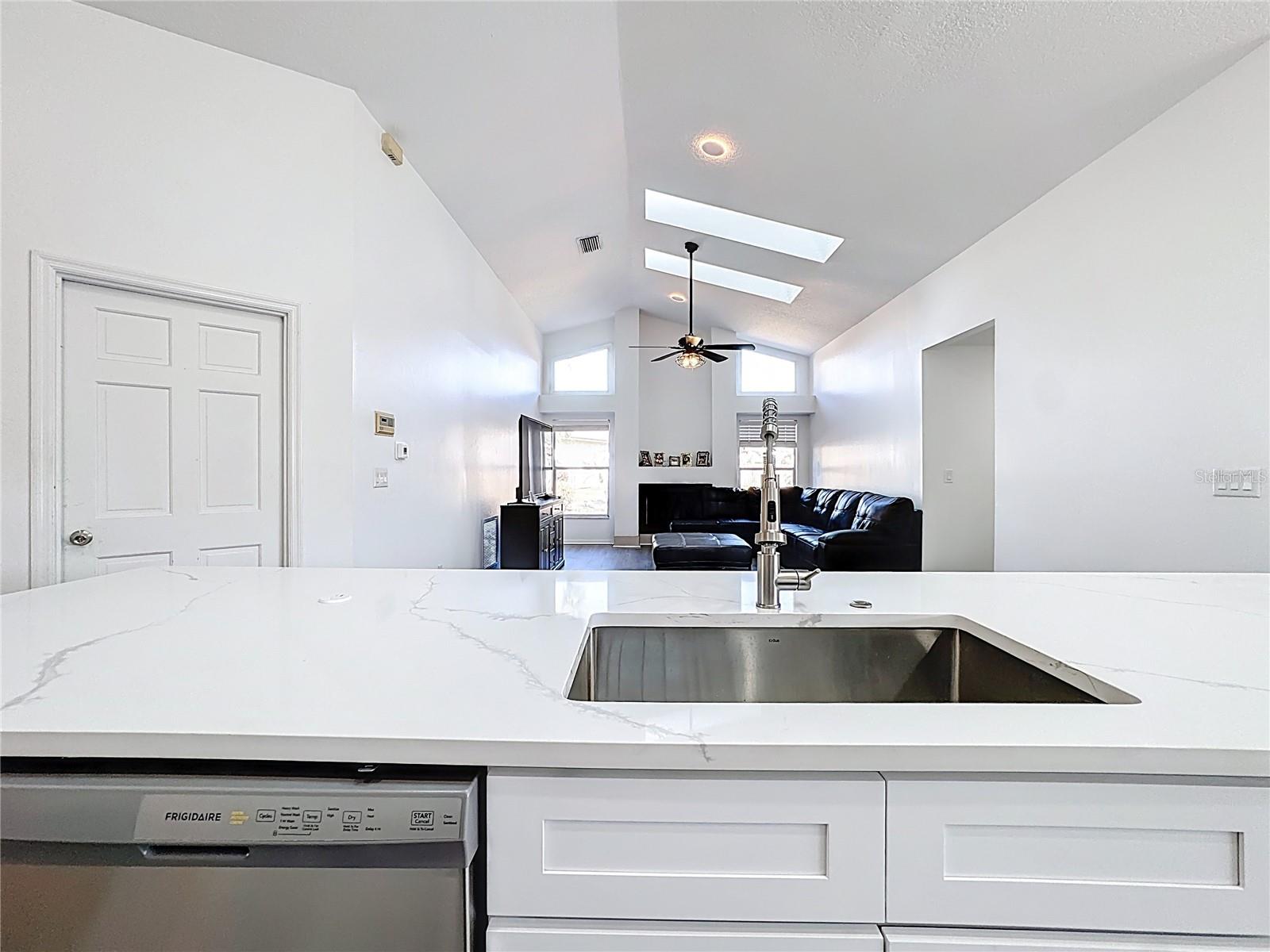 Image 22 of 61 For 1125 Almond Tree Circle