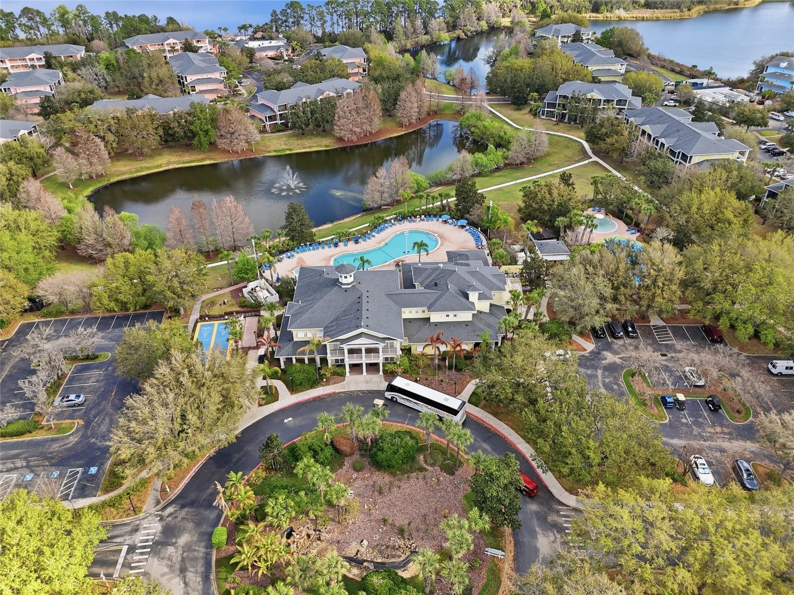 Image 20 of 37 For 411 Lucaya Loop 411