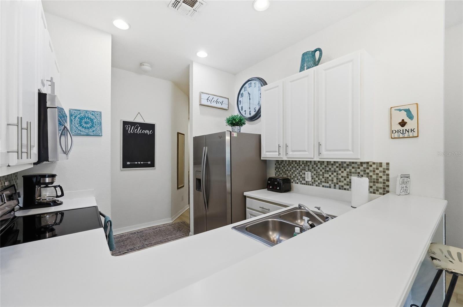 Image 9 of 37 For 411 Lucaya Loop 411