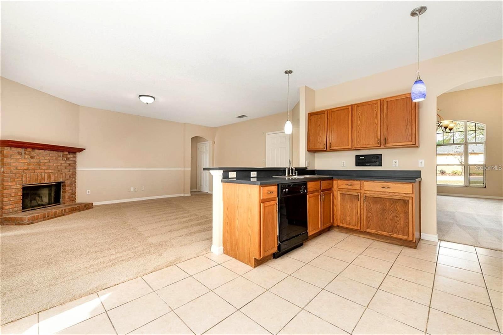 Image 9 of 17 For 7818 Country Run Parkway