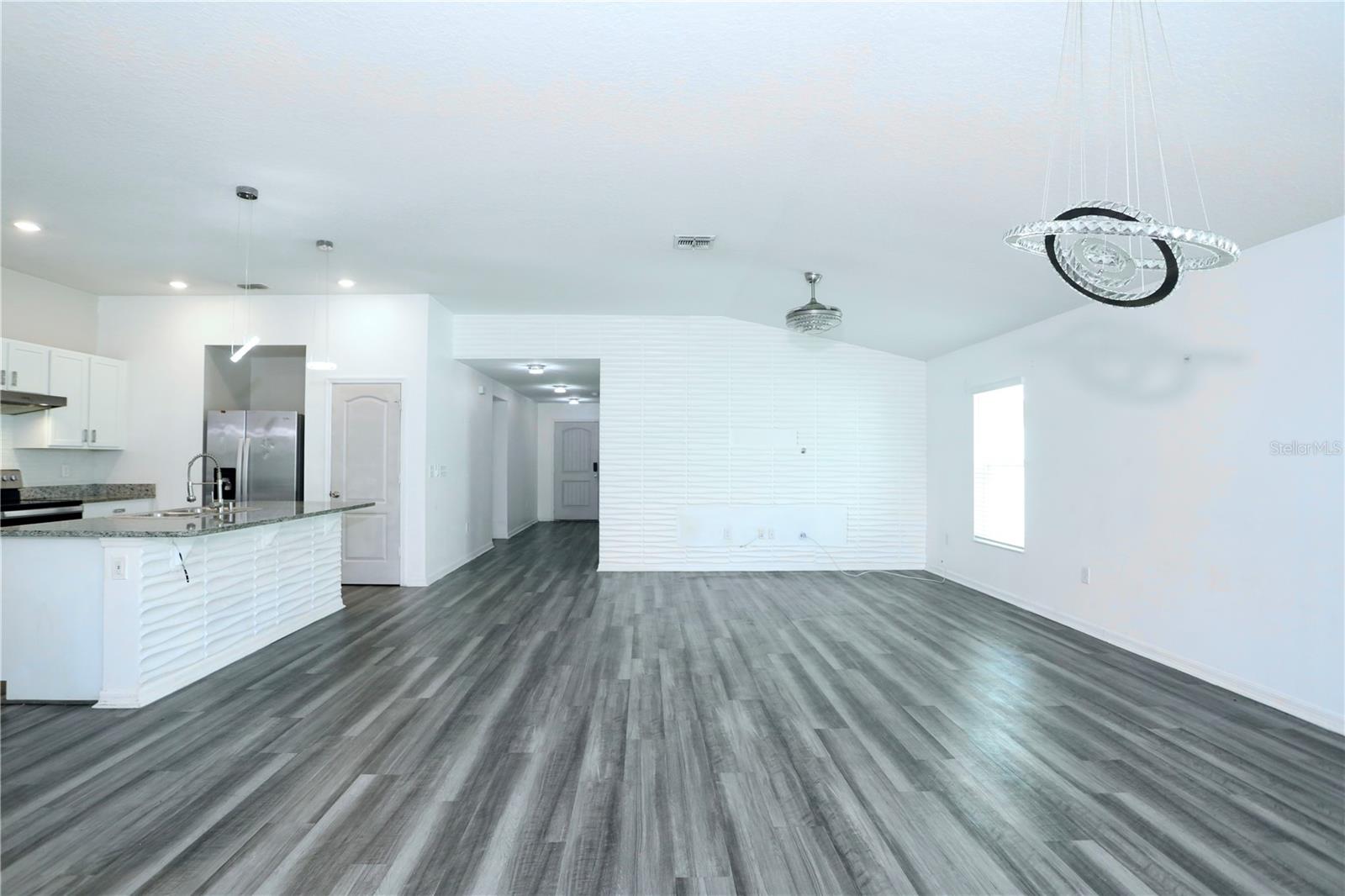 Image 19 of 38 For 1141 Augustus Drive