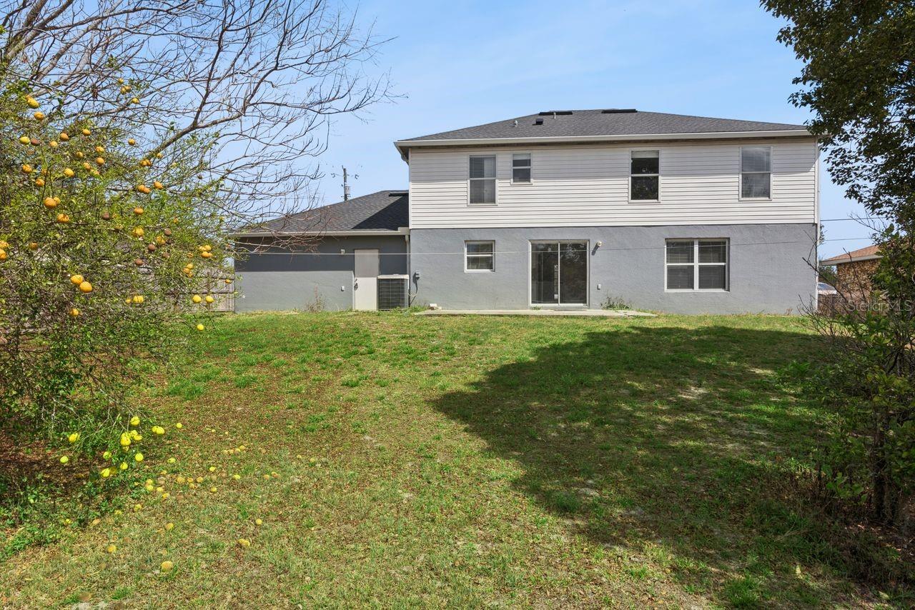 Image 39 of 45 For 2735 Howland Boulevard