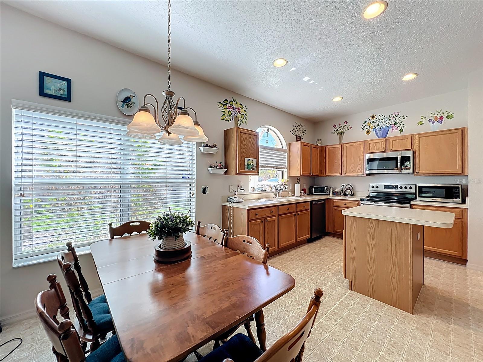 Image 7 of 20 For 4549 Seafarer Way