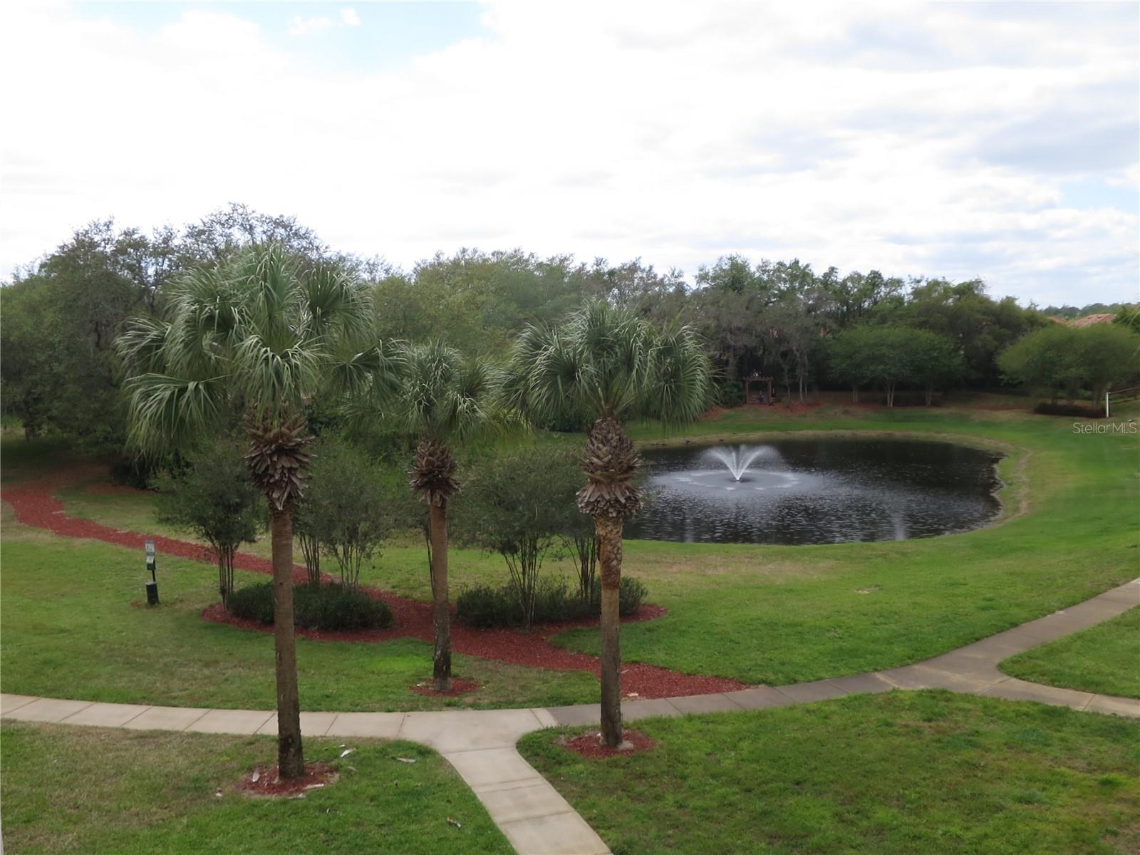 Image 5 of 41 For 8826 Dunes Court 208