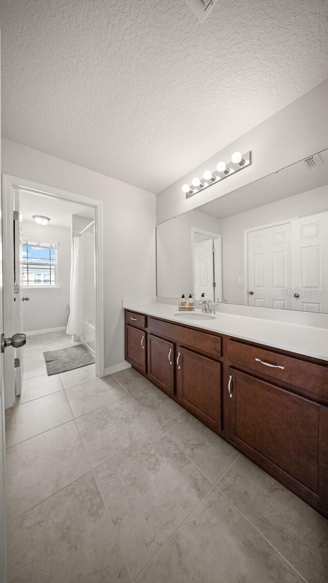 Image 21 of 44 For 2615 Rapollo Drive