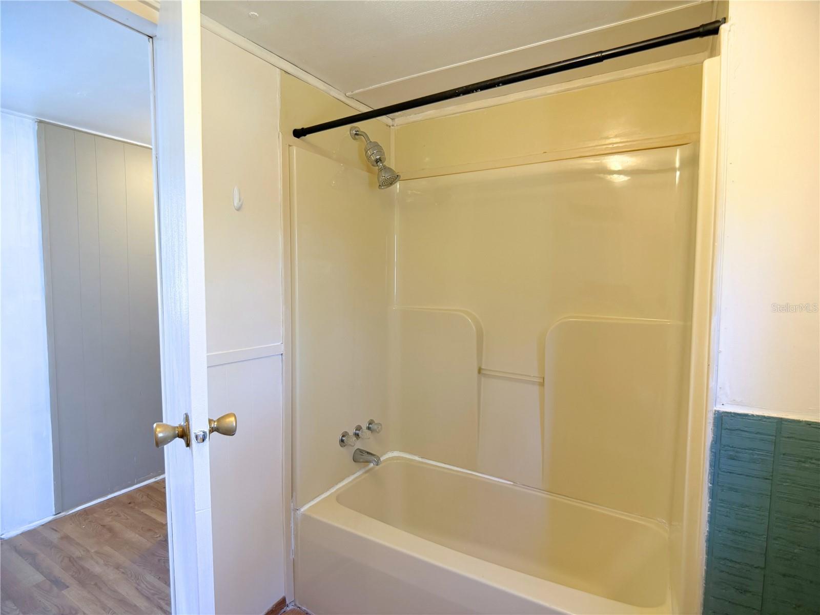 Image 11 of 16 For 18225 22nd Place