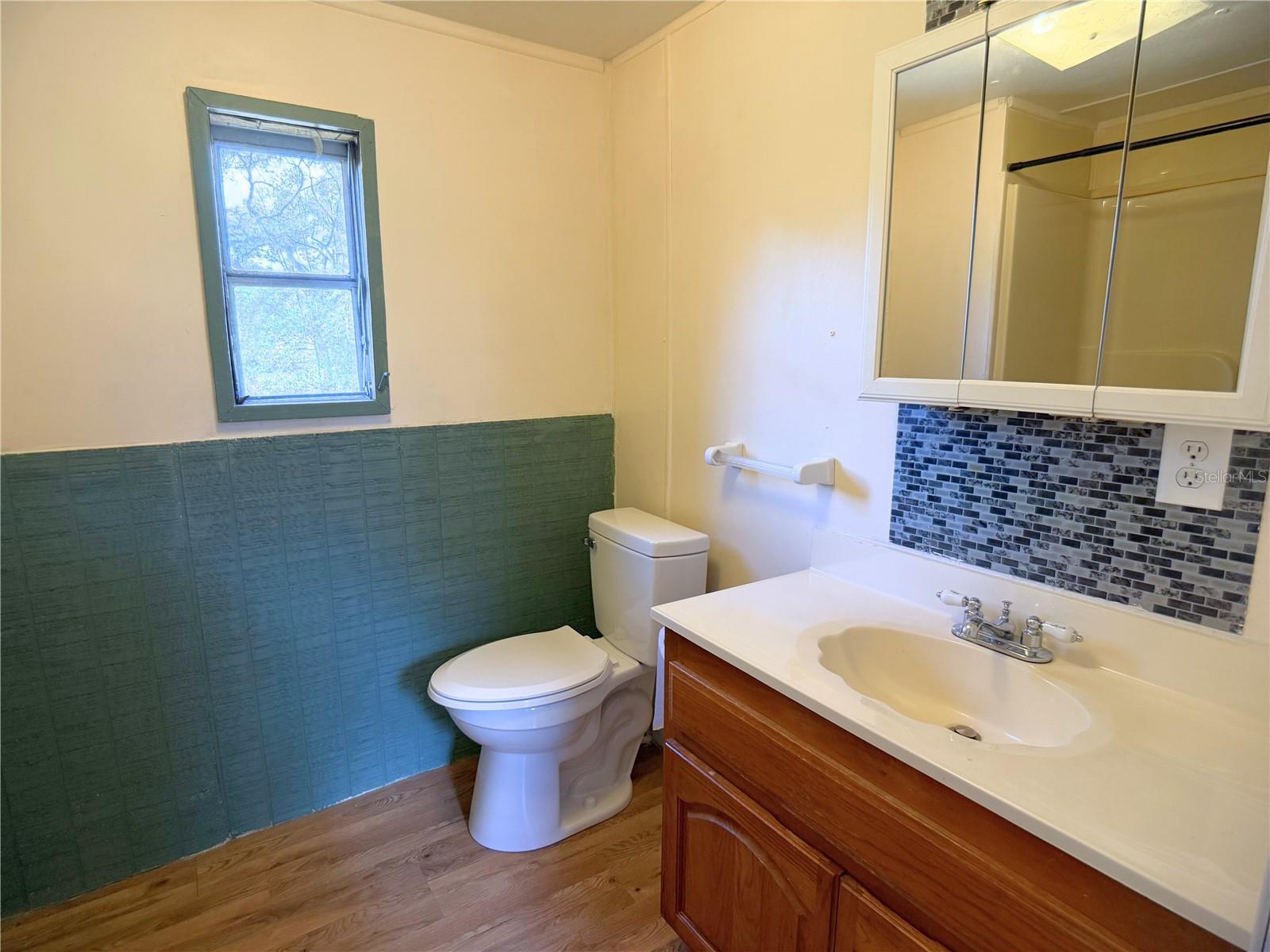 Image 6 of 16 For 18225 22nd Place