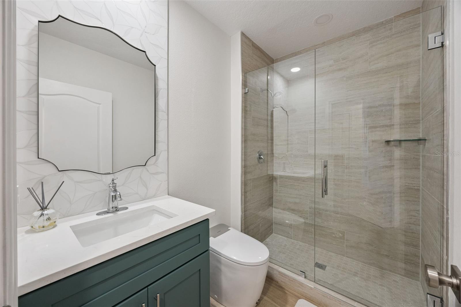 Image 15 of 46 For 3934 Centerville Way