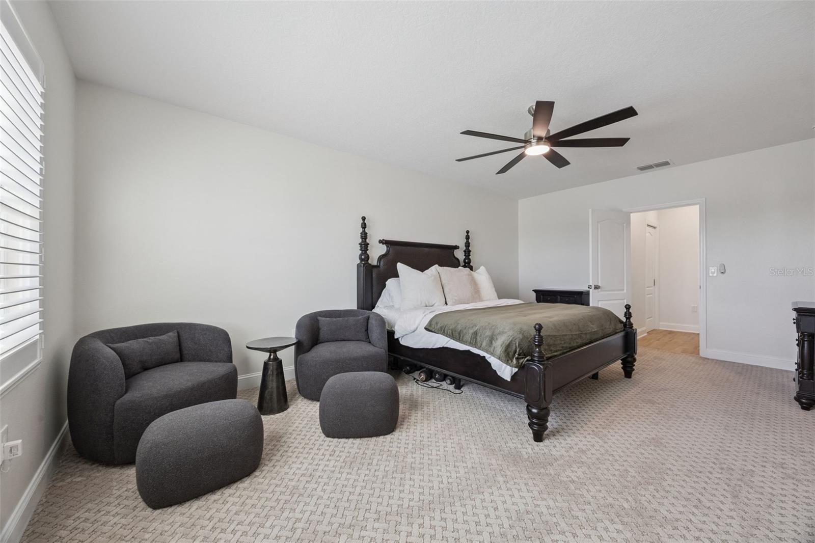 Image 18 of 46 For 3934 Centerville Way