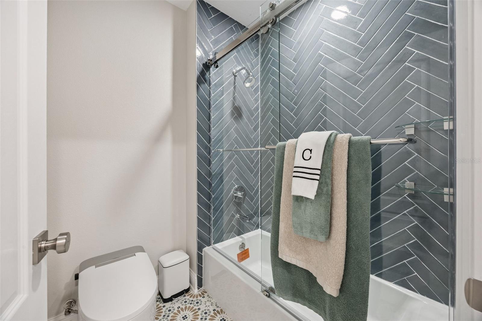 Image 26 of 46 For 3934 Centerville Way