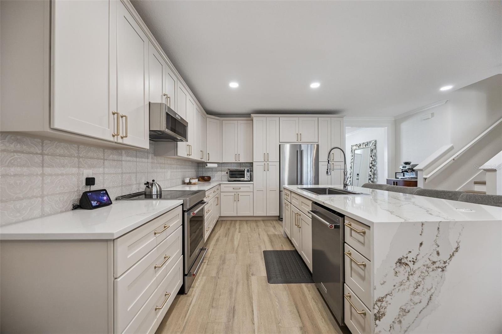 Image 6 of 46 For 3934 Centerville Way