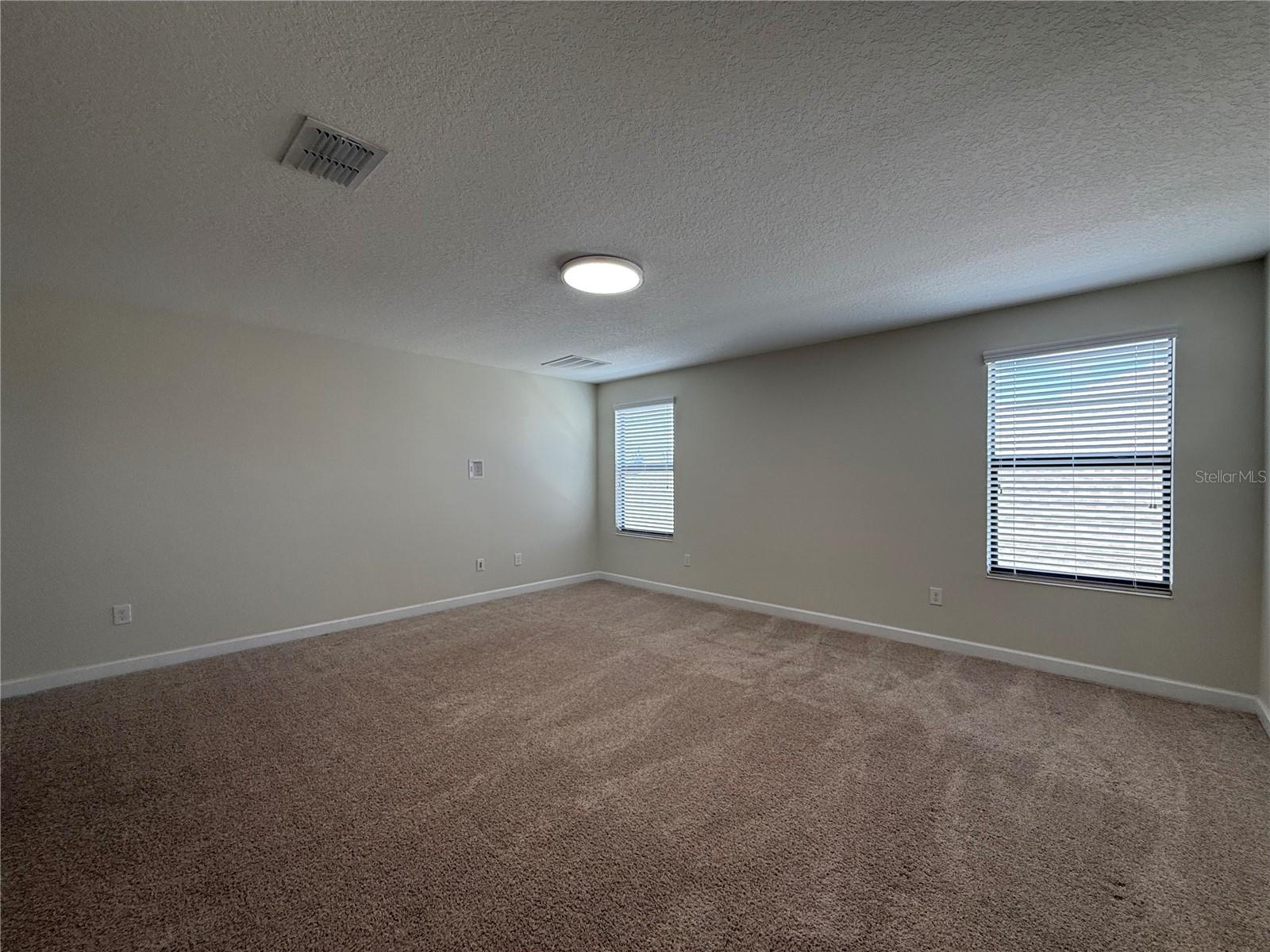 Image 11 of 19 For 7618 Loon Avenue