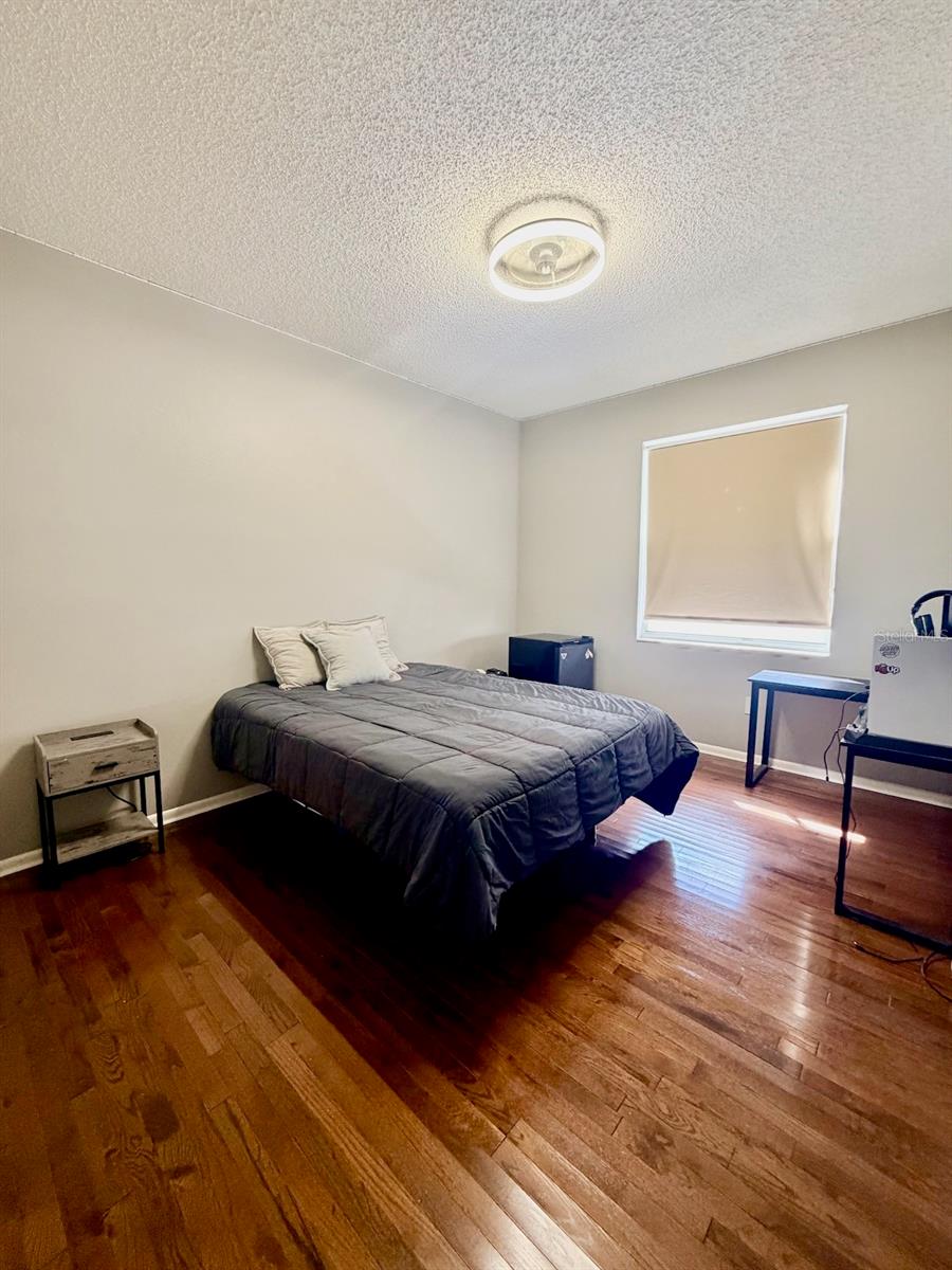 Image 12 of 37 For 18408 Bittern Avenue