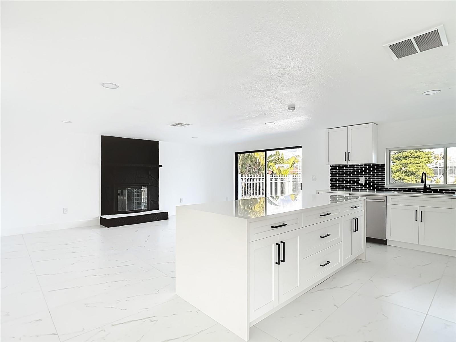 Image 17 of 61 For 9920 San Mateo Way