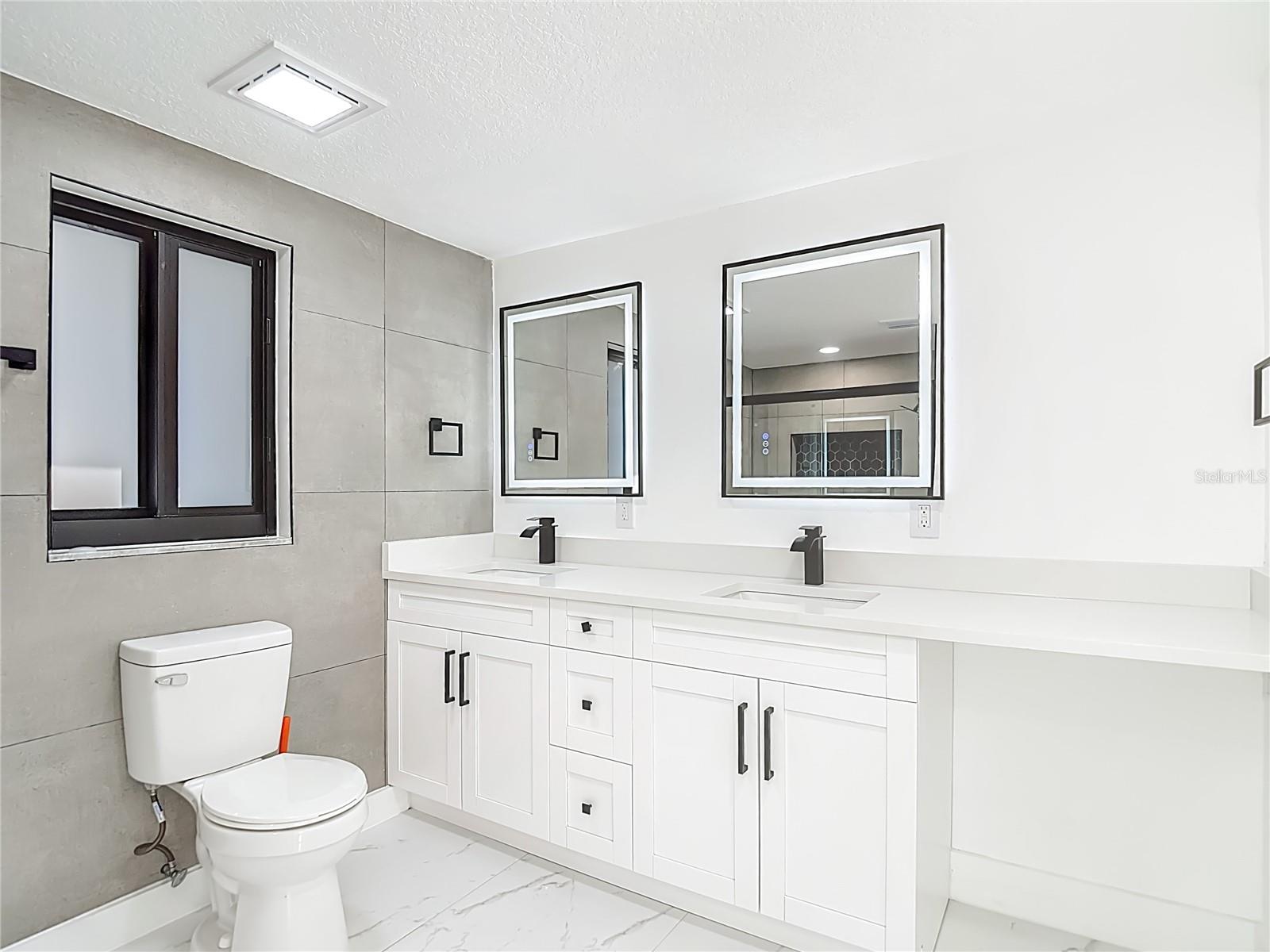 Image 26 of 61 For 9920 San Mateo Way