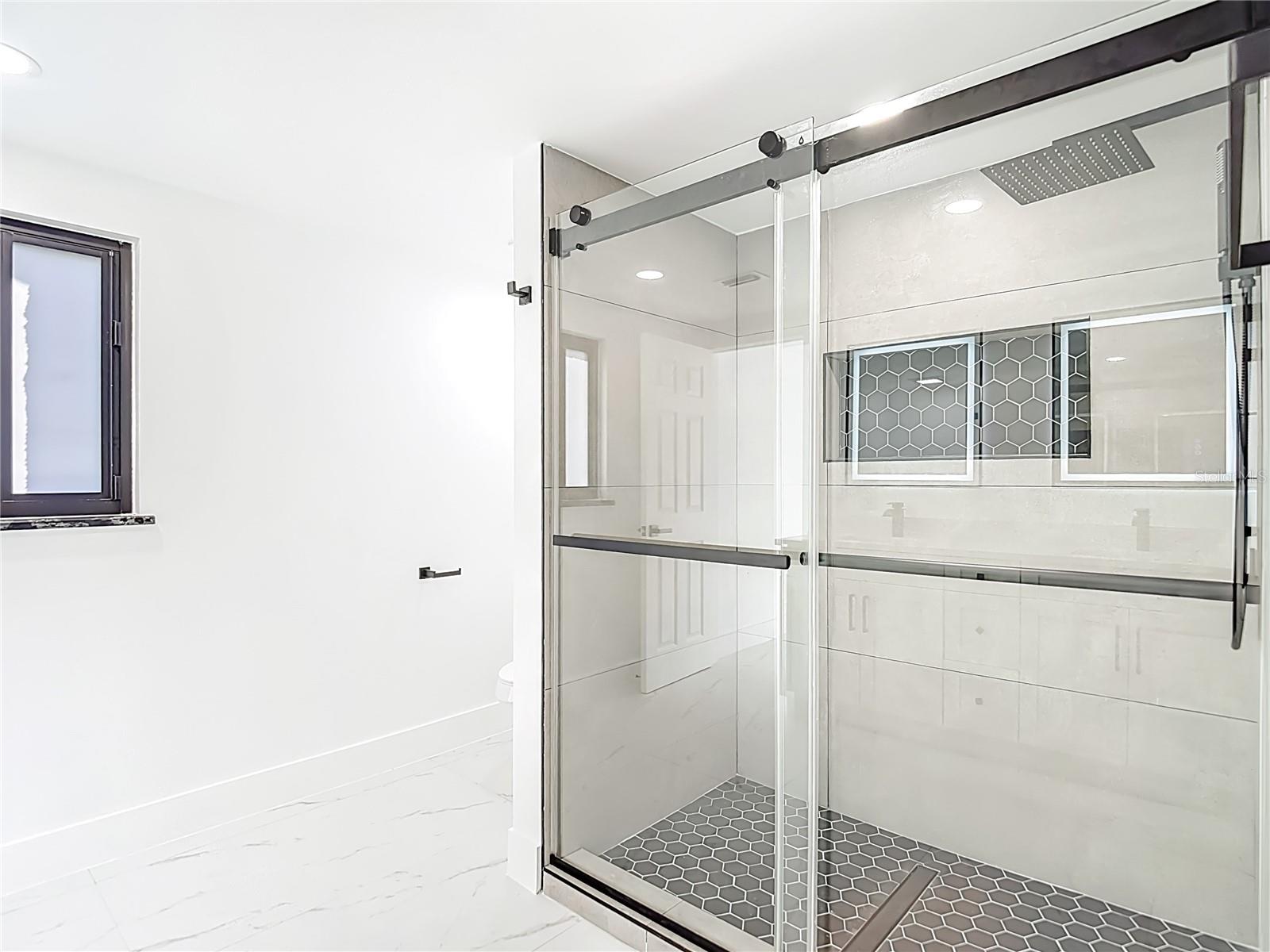 Image 40 of 61 For 9920 San Mateo Way