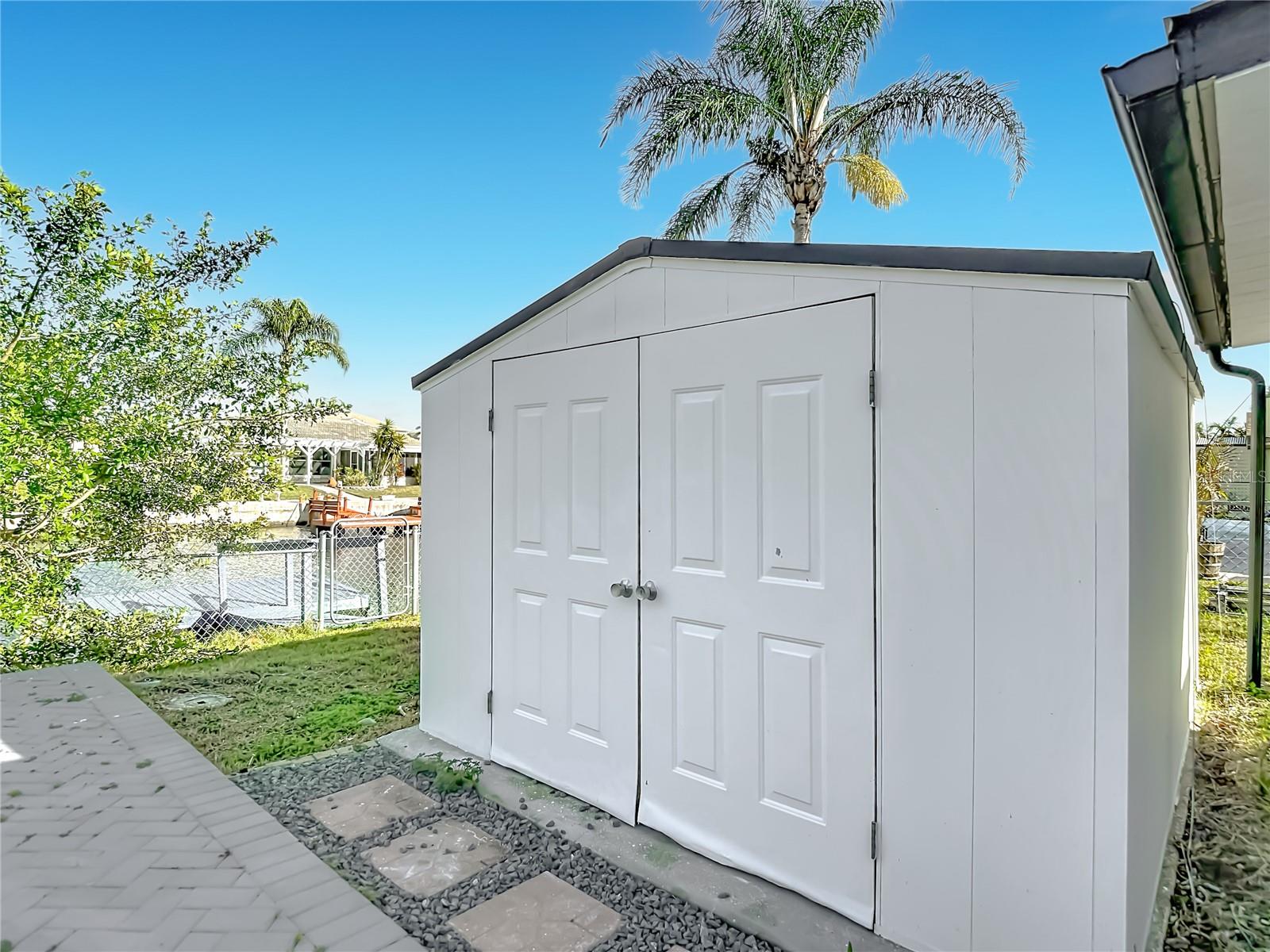 Image 51 of 61 For 9920 San Mateo Way