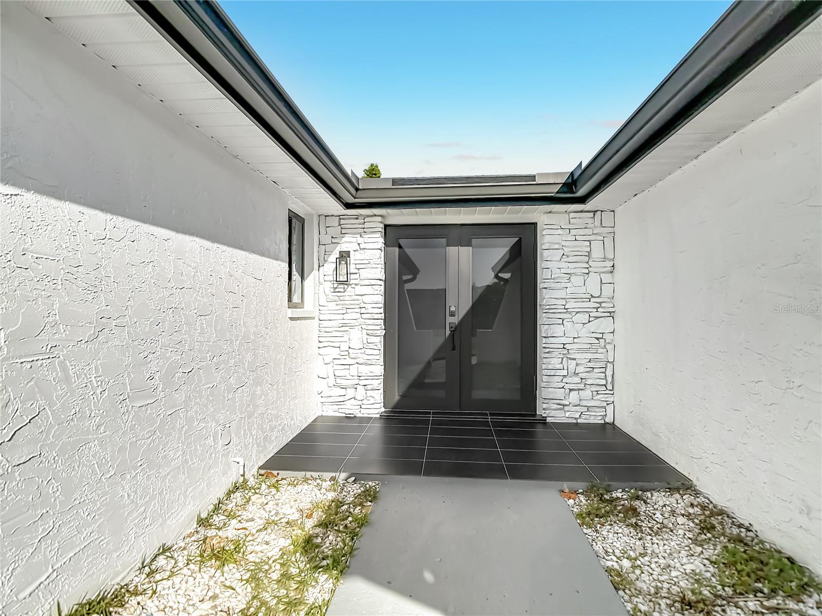 Image 8 of 61 For 9920 San Mateo Way