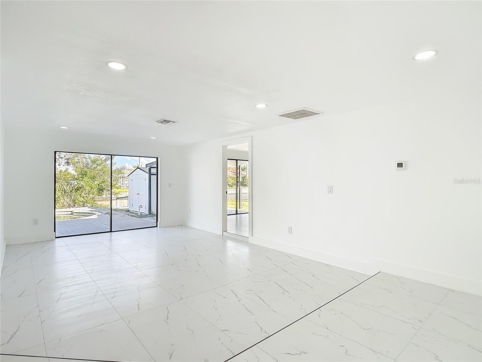 Image 9 of 61 For 9920 San Mateo Way