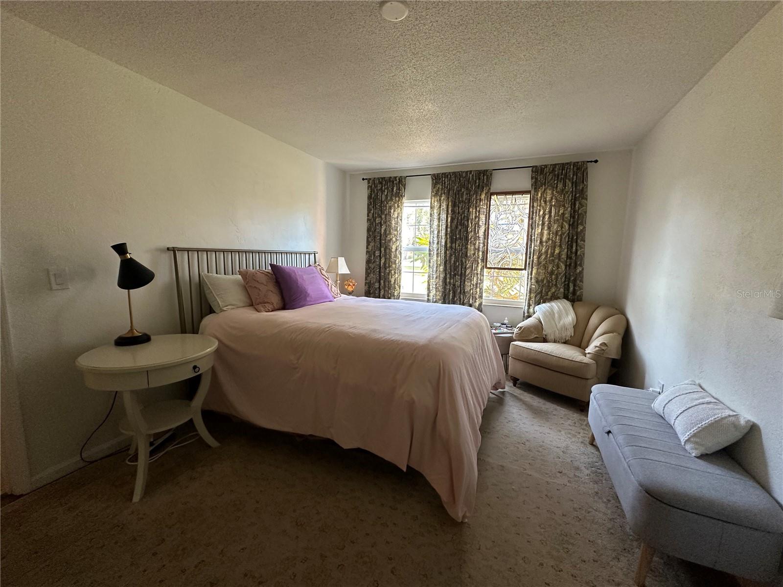 Image 7 of 46 For 3800 Saxon Drive B13