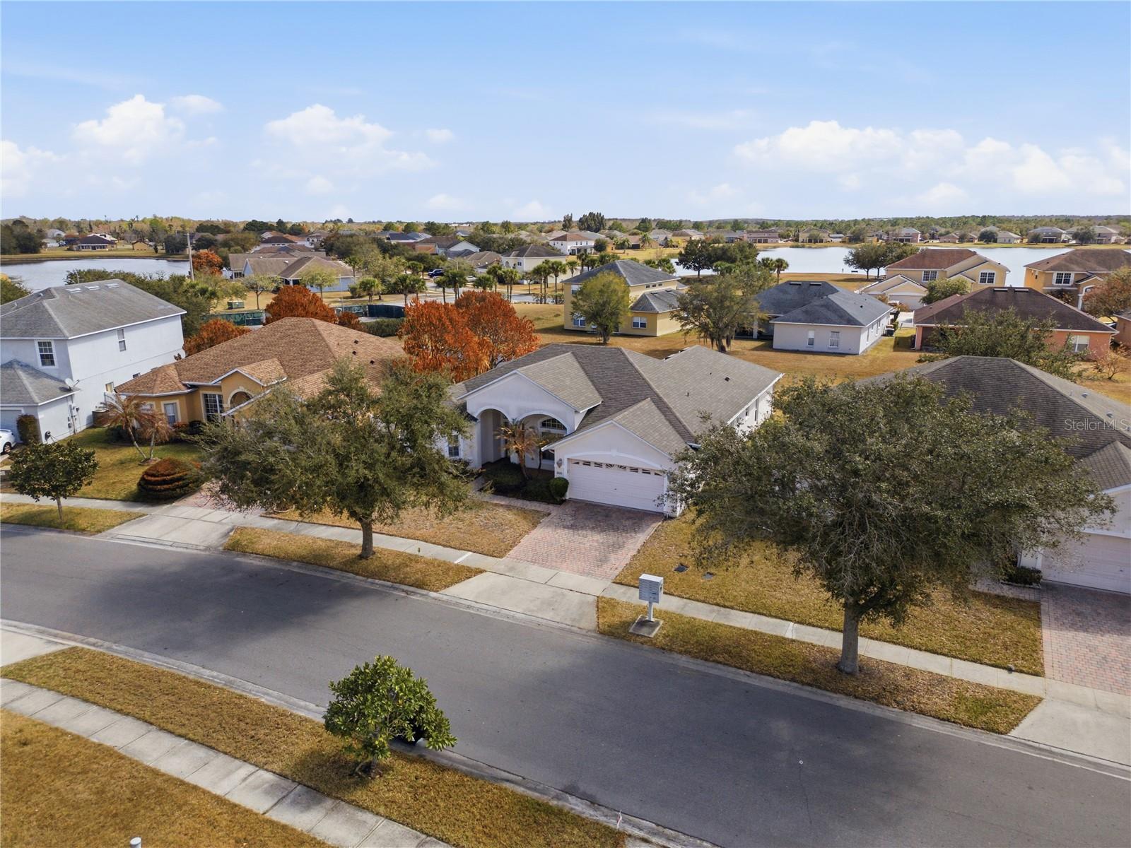 Image 3 of 35 For 2742 Patrician Circle