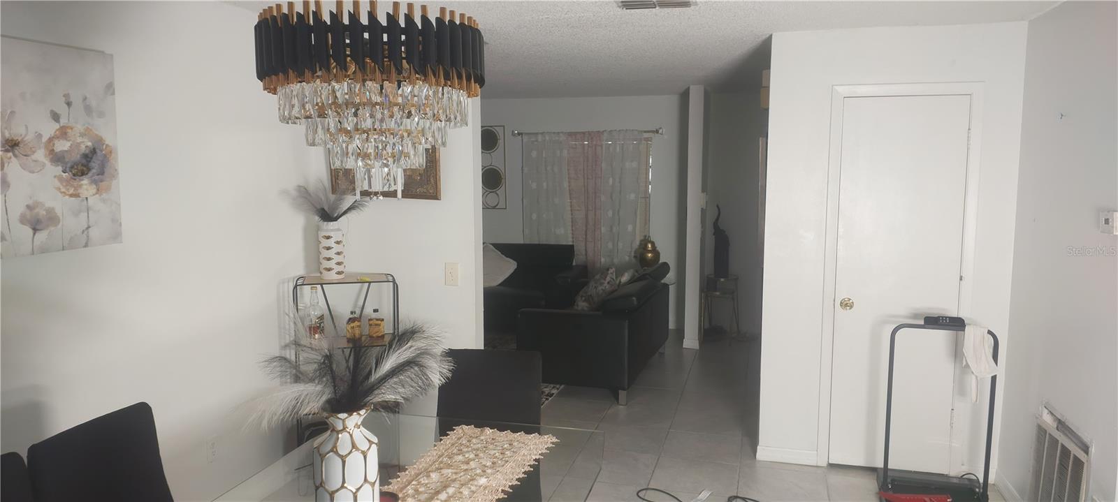 Image 8 of 16 For 6122 Burhley Ct