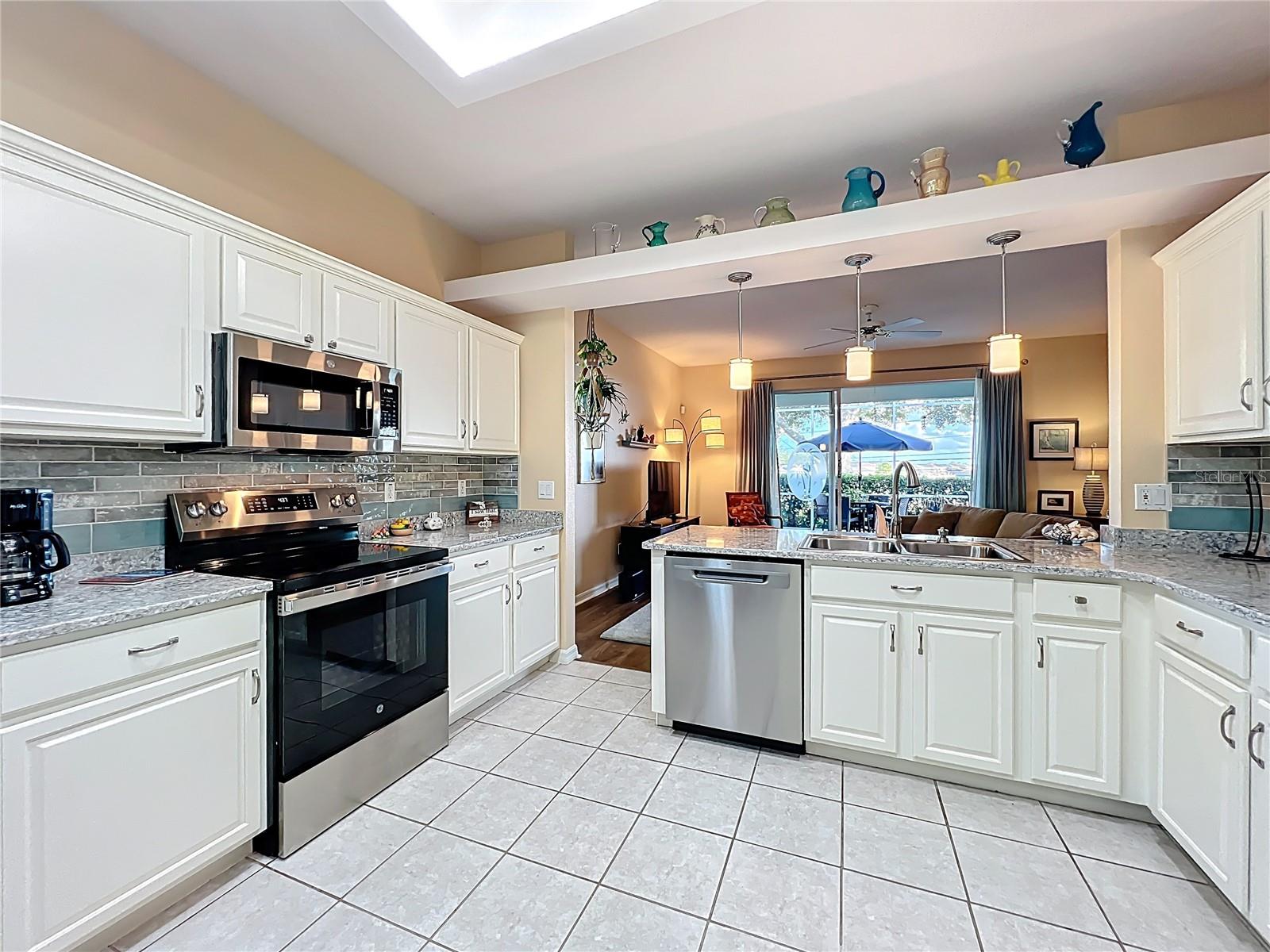 Image 29 of 65 For 4334 Hammersmith Drive