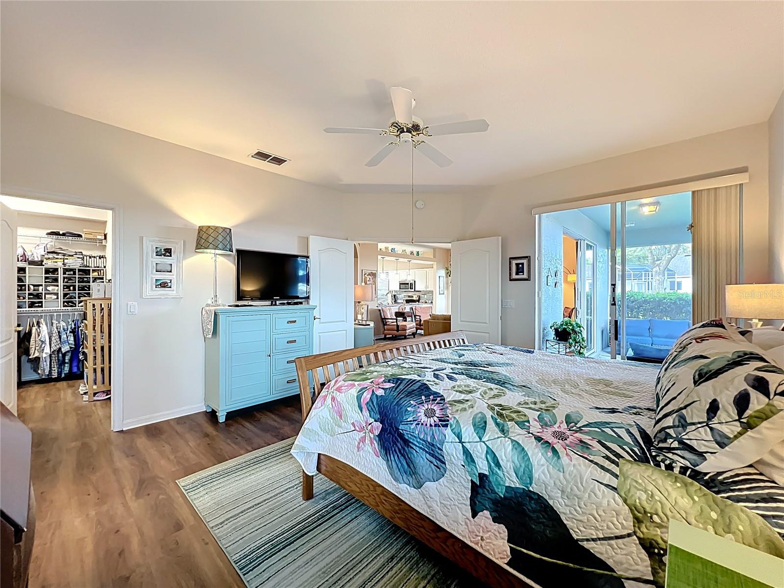 Image 38 of 65 For 4334 Hammersmith Drive