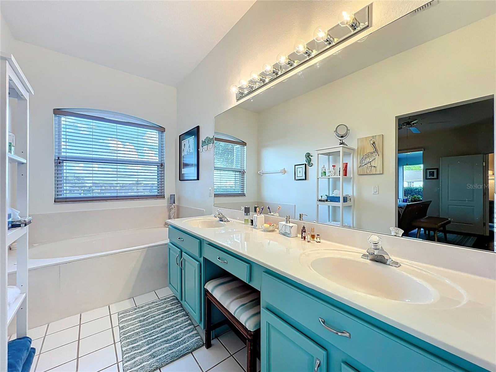 Image 40 of 65 For 4334 Hammersmith Drive