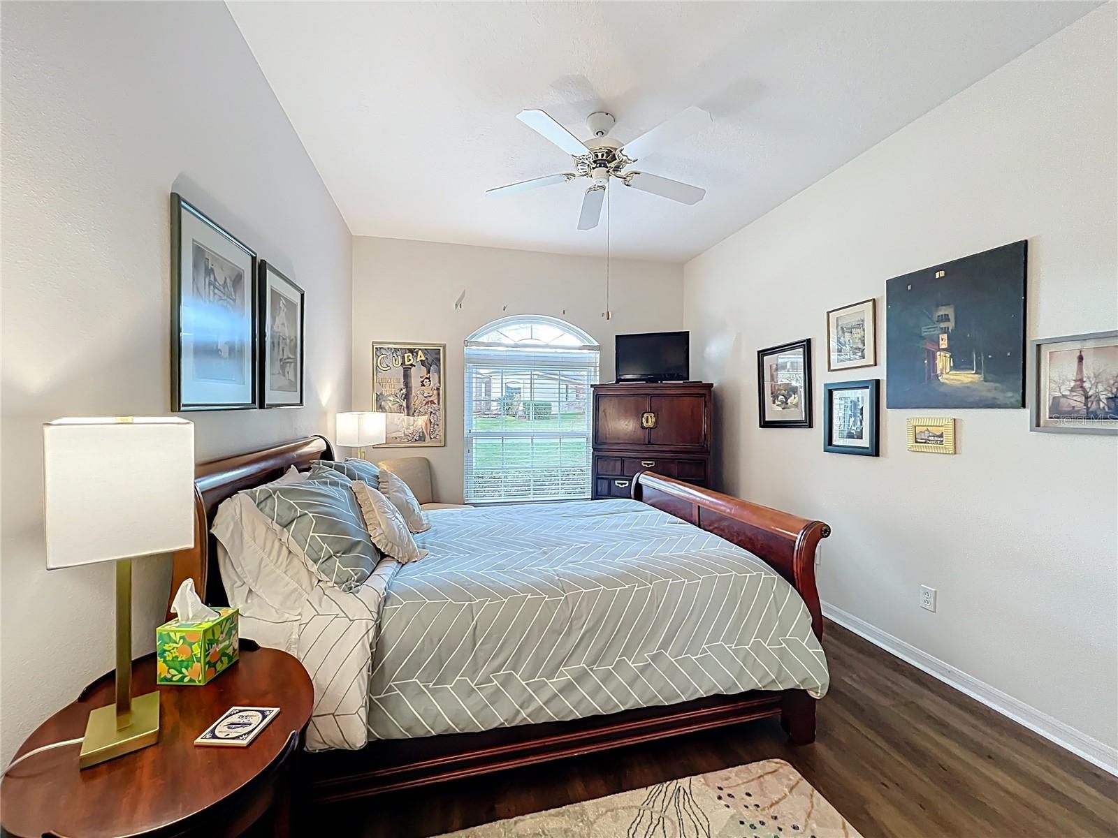 Image 41 of 65 For 4334 Hammersmith Drive