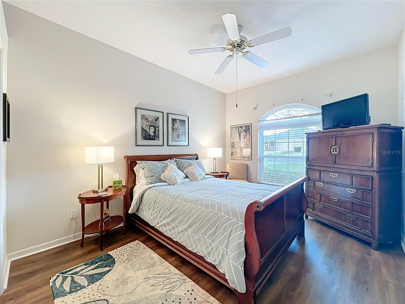 Image 42 of 65 For 4334 Hammersmith Drive