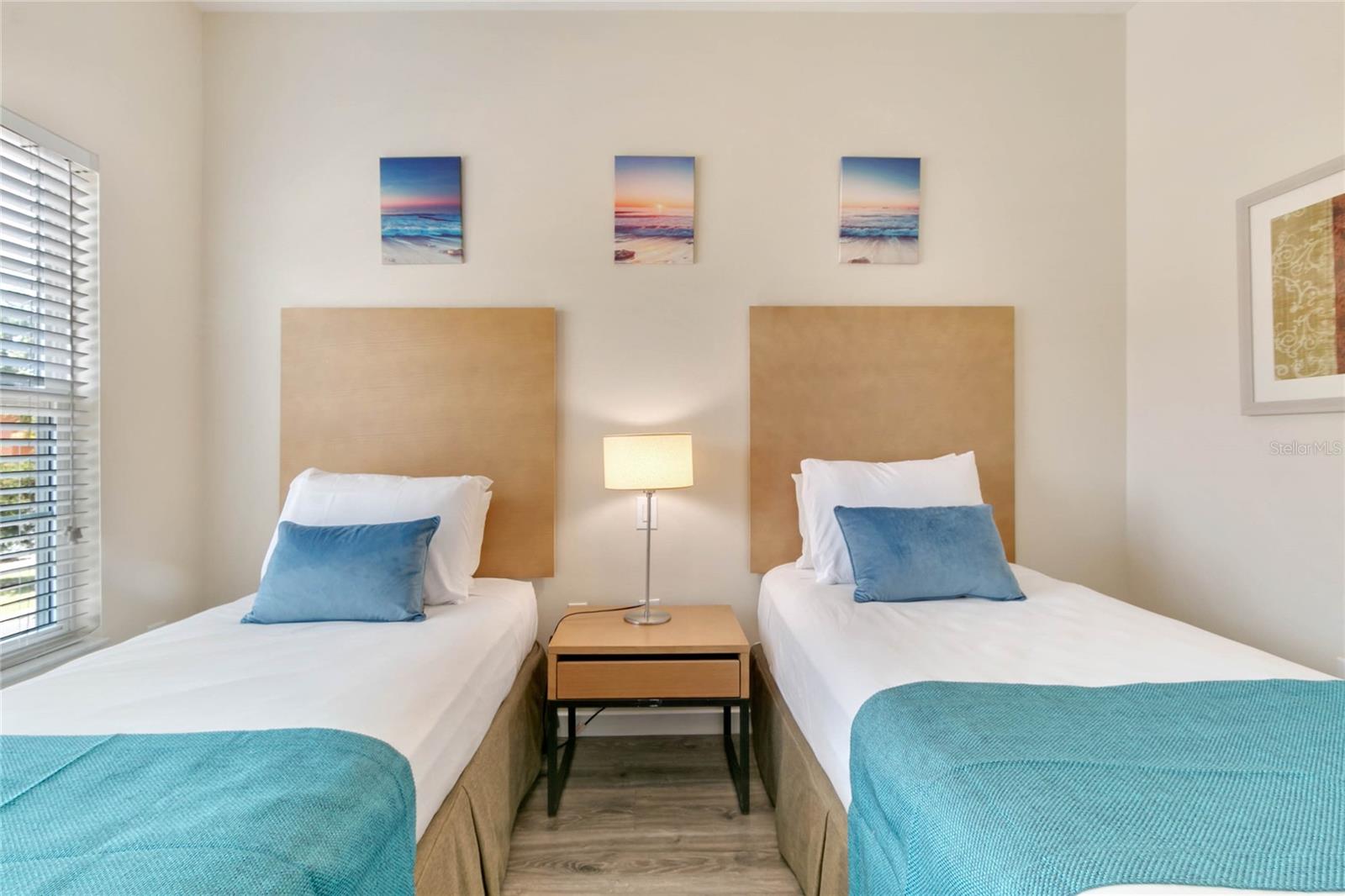 Image 11 of 31 For 2718 Corvette Lane