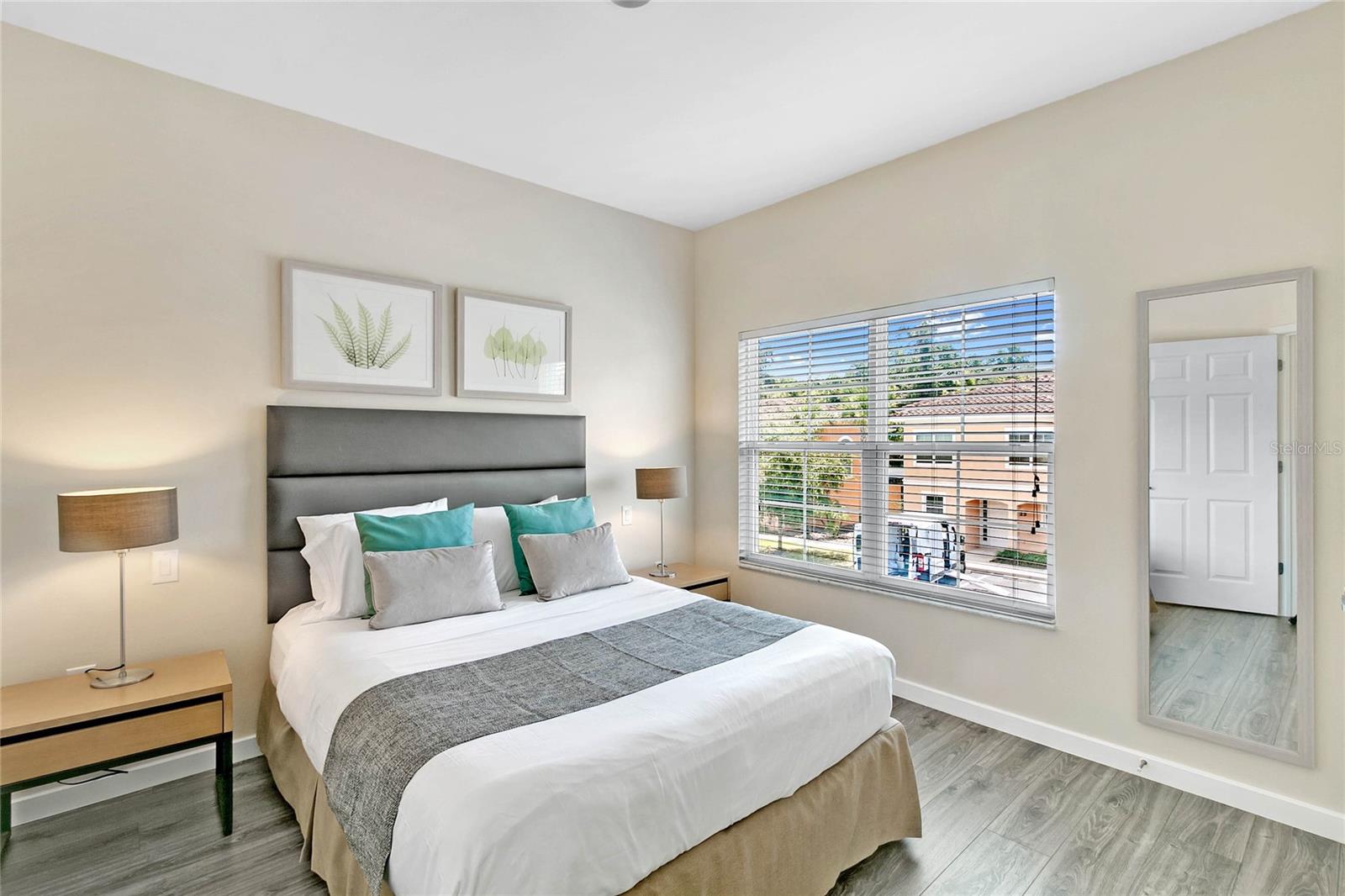 Image 8 of 31 For 2718 Corvette Lane