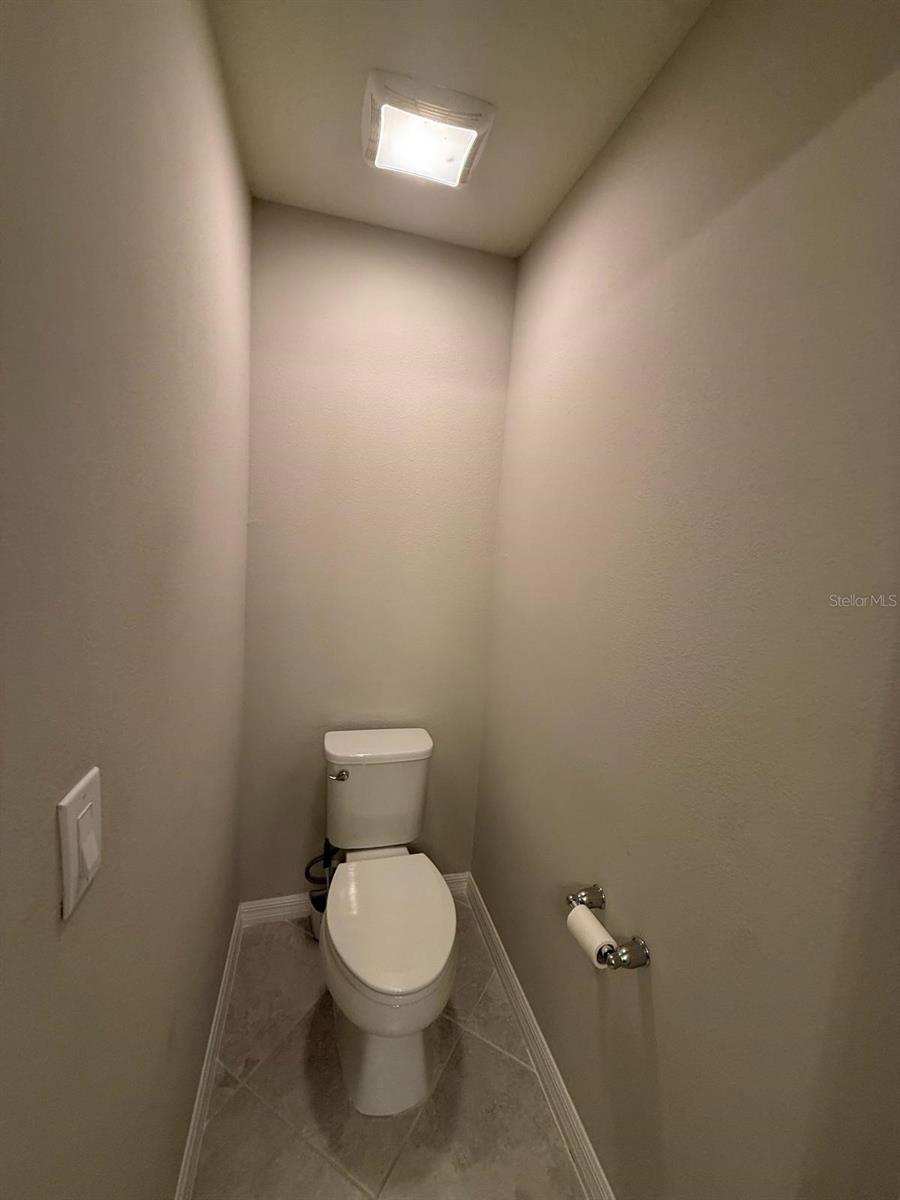 Image 28 of 40 For 2663 Mead Avenue